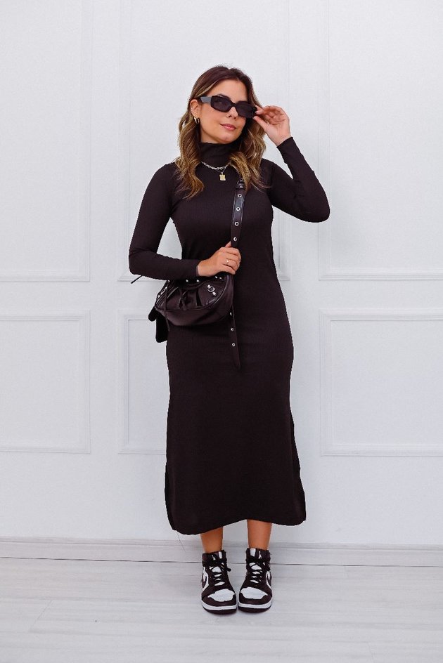 Vestido Midi Gola Alta