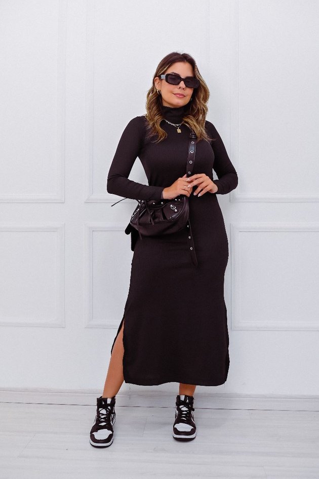 Vestido Midi Gola Alta