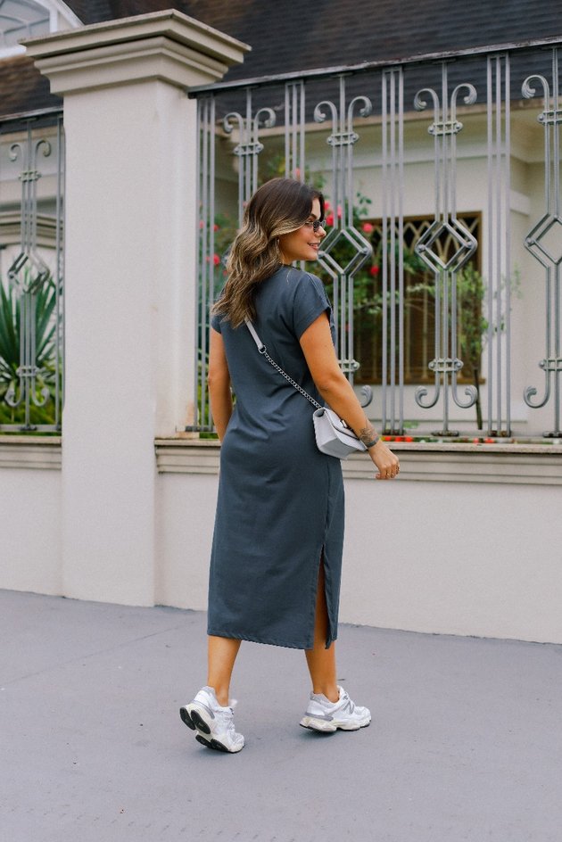 Vestido Midi Gola v Raissa