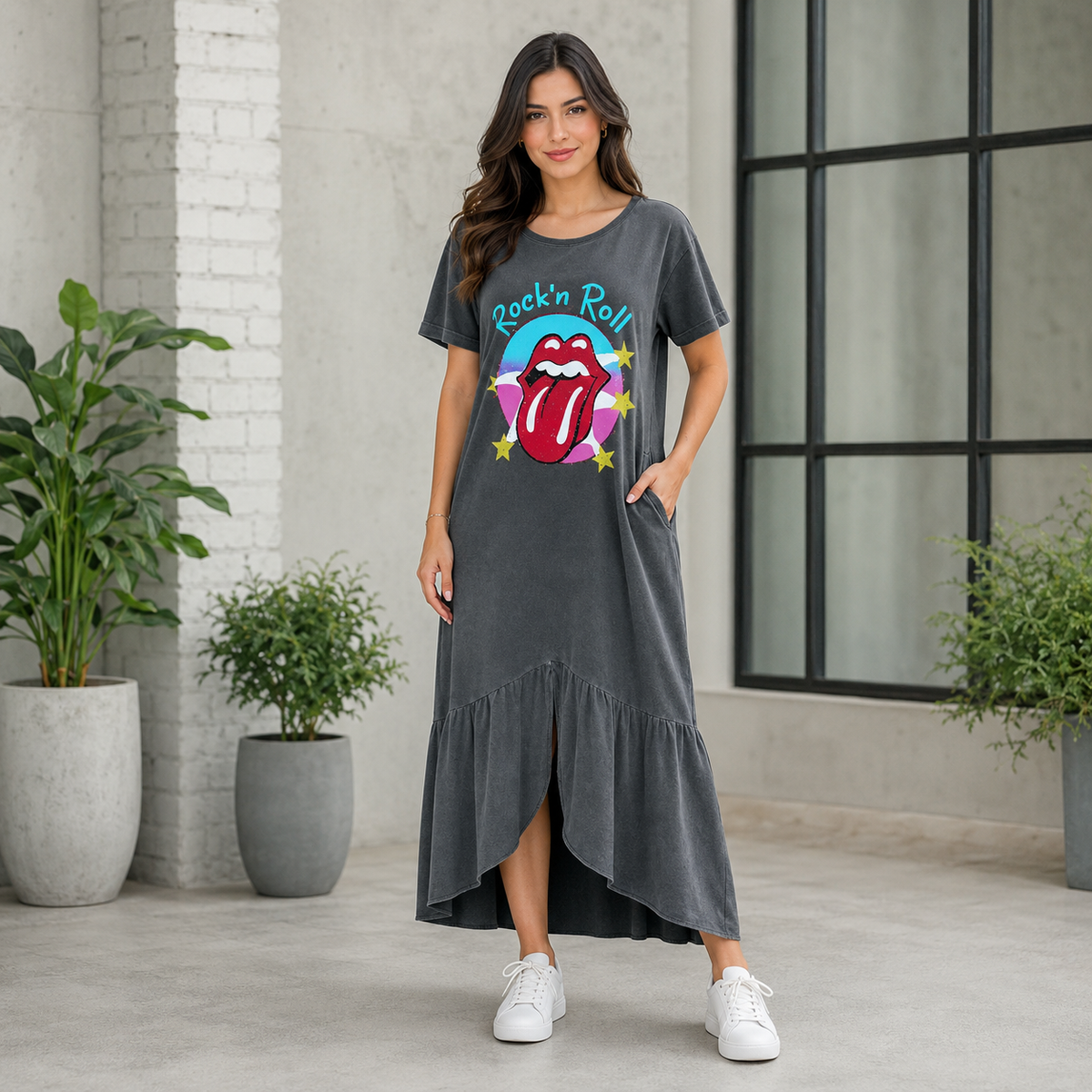Vestido midi bolso com babado estonado marrom Taina