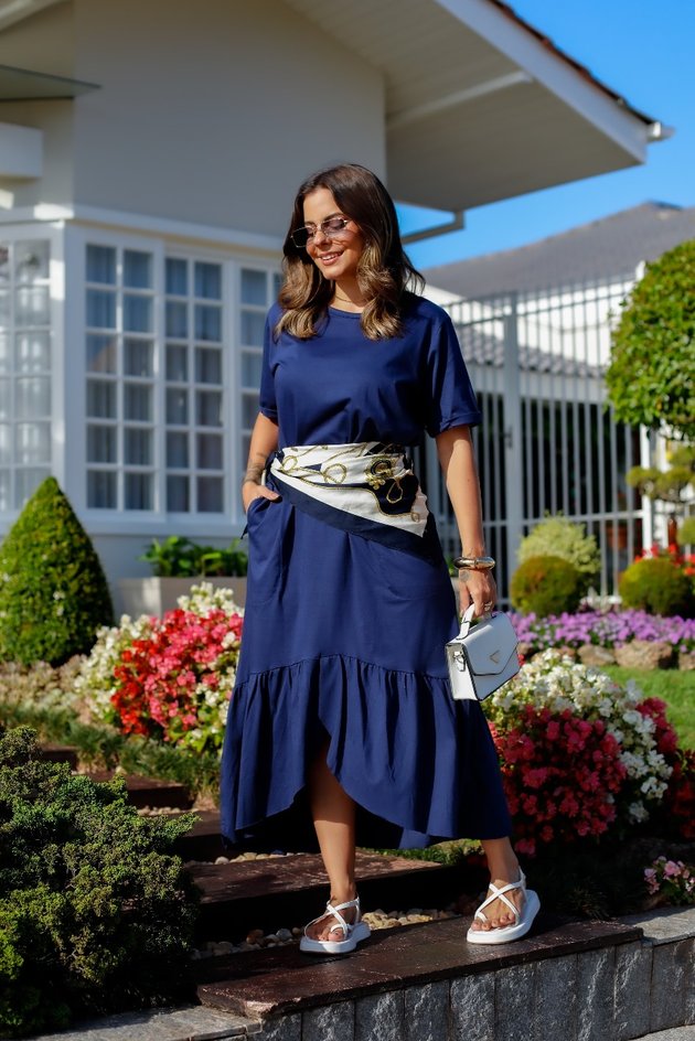 Vestido Midi Básico Samantha