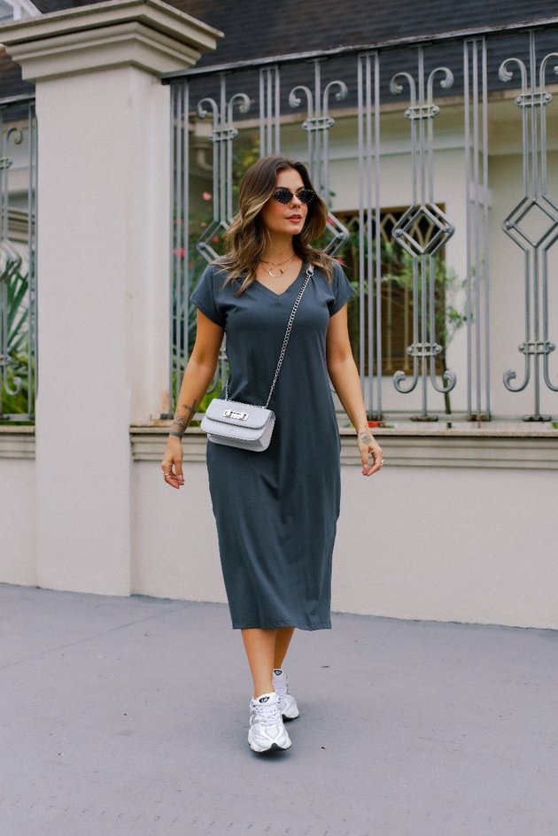 Vestido Midi Gola v Raissa
