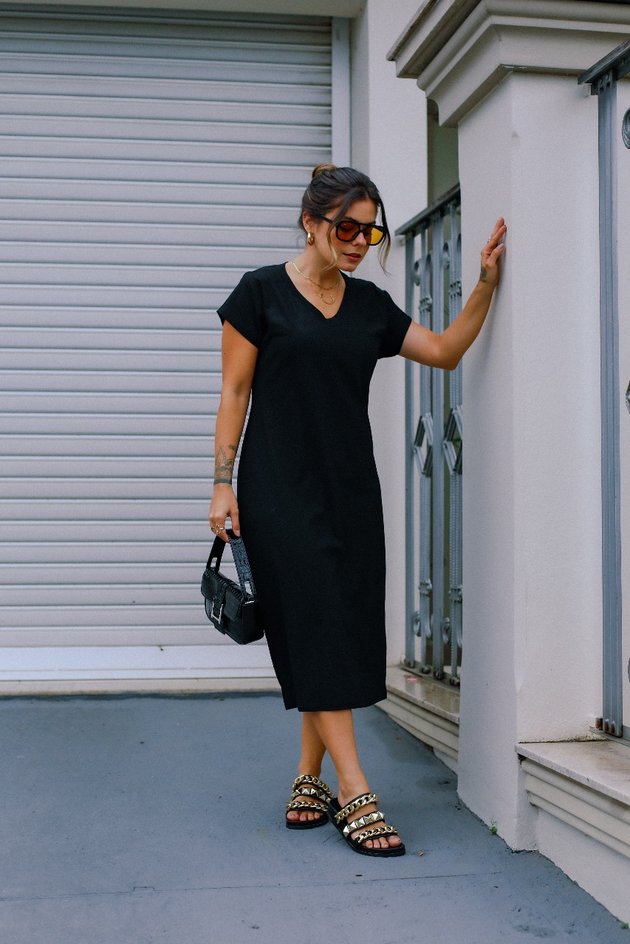 Vestido Midi Gola v Raissa